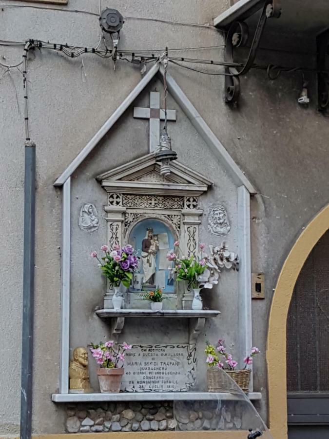 Casa Vacanze Villa D'Orleans Palermo Eksteriør billede
