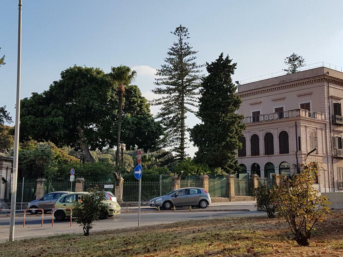 Casa Vacanze Villa D'Orleans Palermo Eksteriør billede