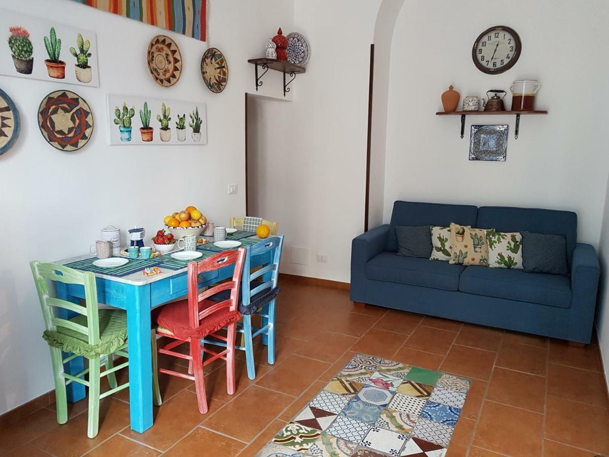 Casa Vacanze Villa D'Orleans Palermo Eksteriør billede
