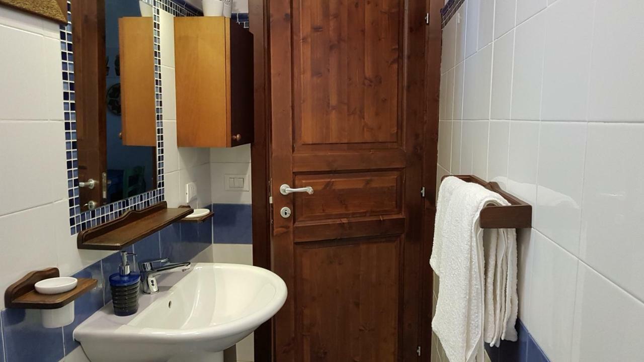 Casa Vacanze Villa D'Orleans Palermo Eksteriør billede